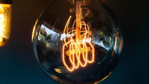 Why Choose Remshep for Handcrafted Clear Glass Pendant Lights Over Mass-Produced Options