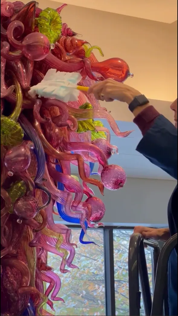 cleaning for chihuly chandeleirs