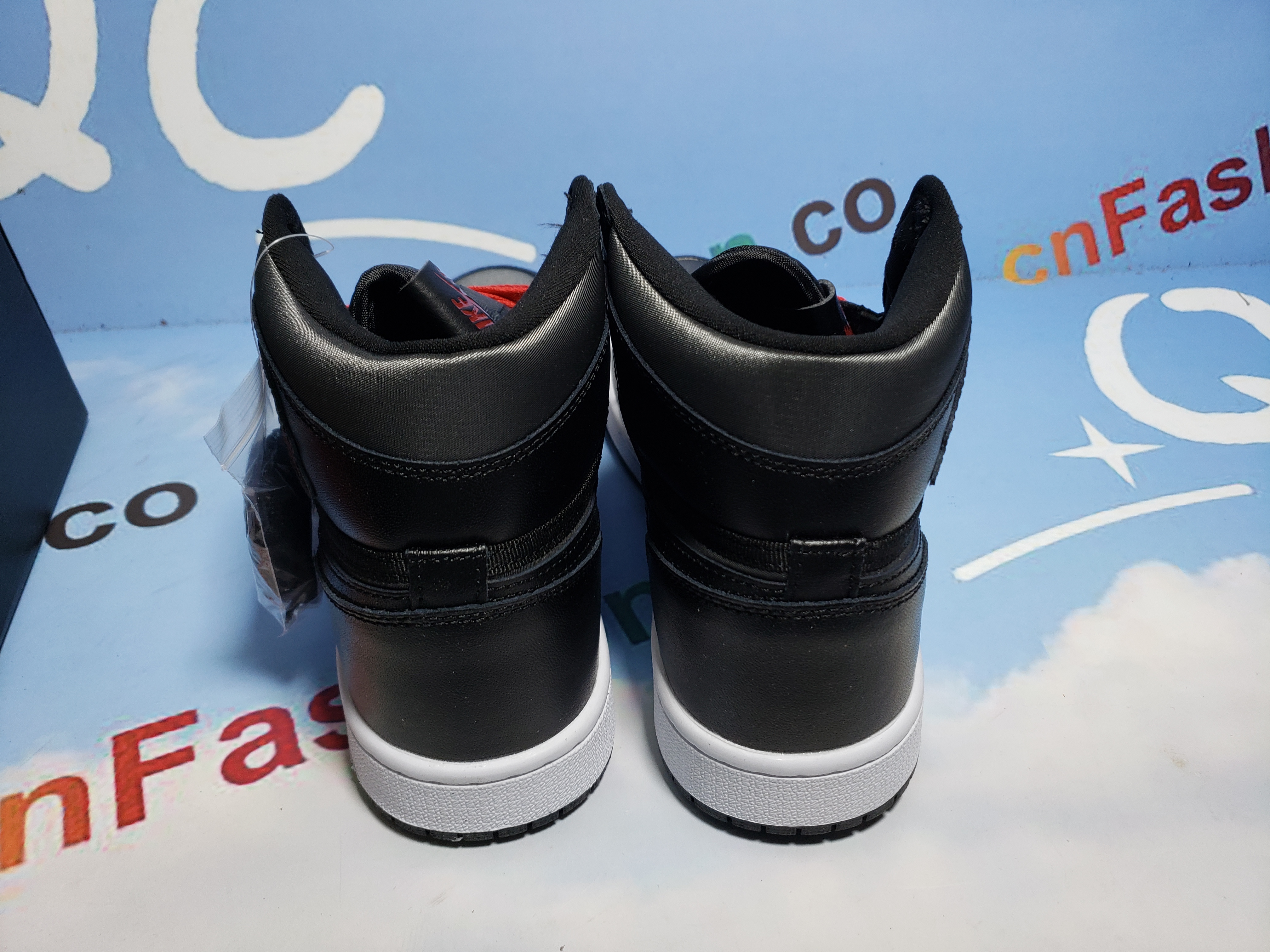 PKGoden Air Jordan 1 Retro High Black Satin Gym Red