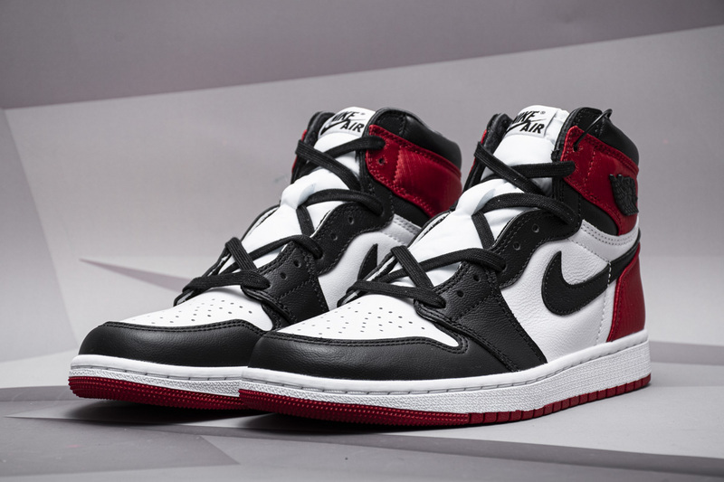 PK GOD Air Jordan 1 Retro High Satin Black Toe (W)