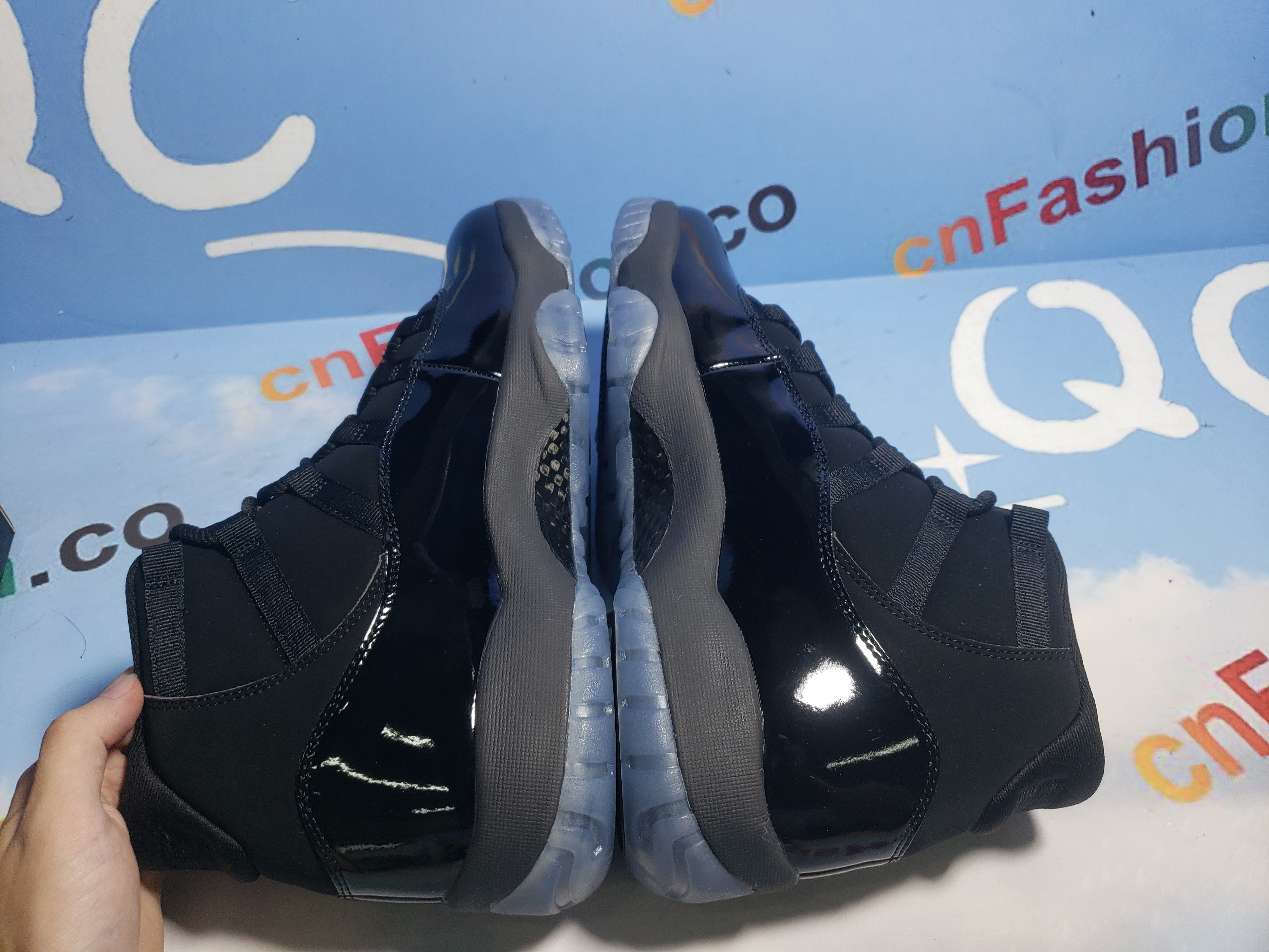 PKGoden Air Jordan 11 Retro Cap and Gown