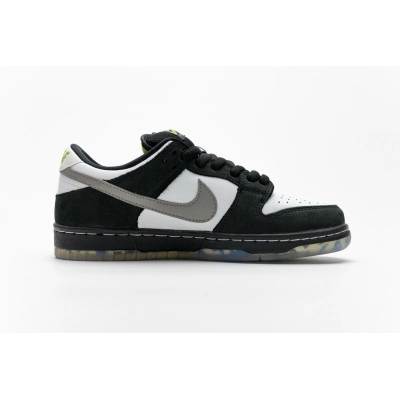 PKGoden SB Dunk Low Staple Panda Pigeon 01
