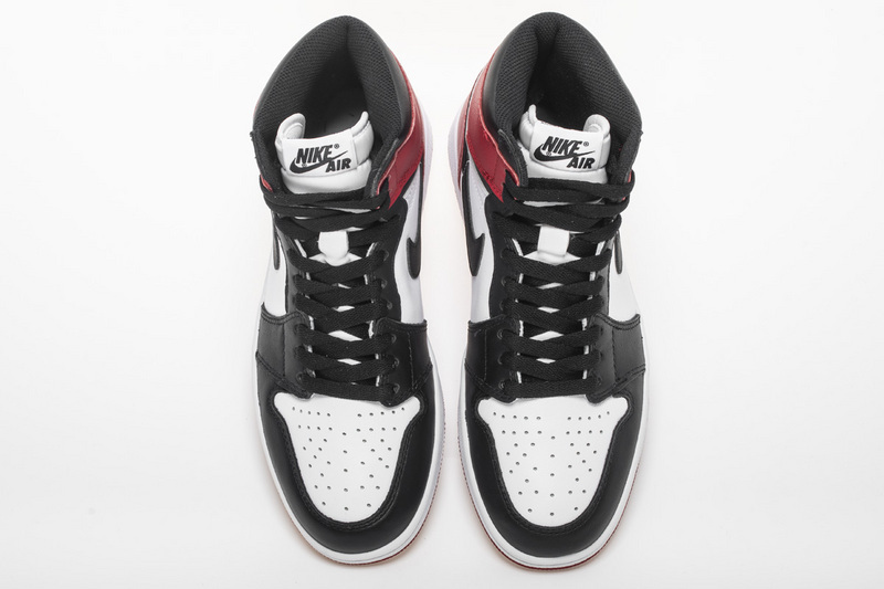 OG Jordan 1 Retro Black Toe (2016)