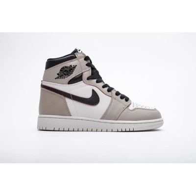 OG Jordan 1 Retro High OG Defiant SB NYC to Paris 01