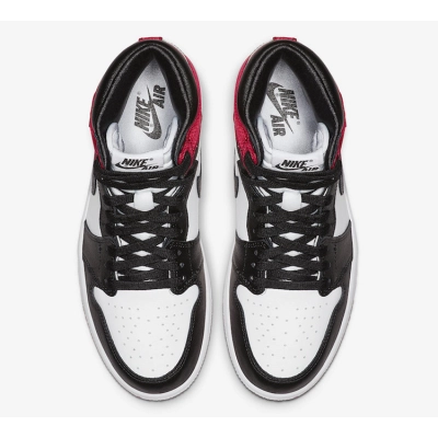 OG Jordan 1 Retro High Satin Black Toe (W) 01