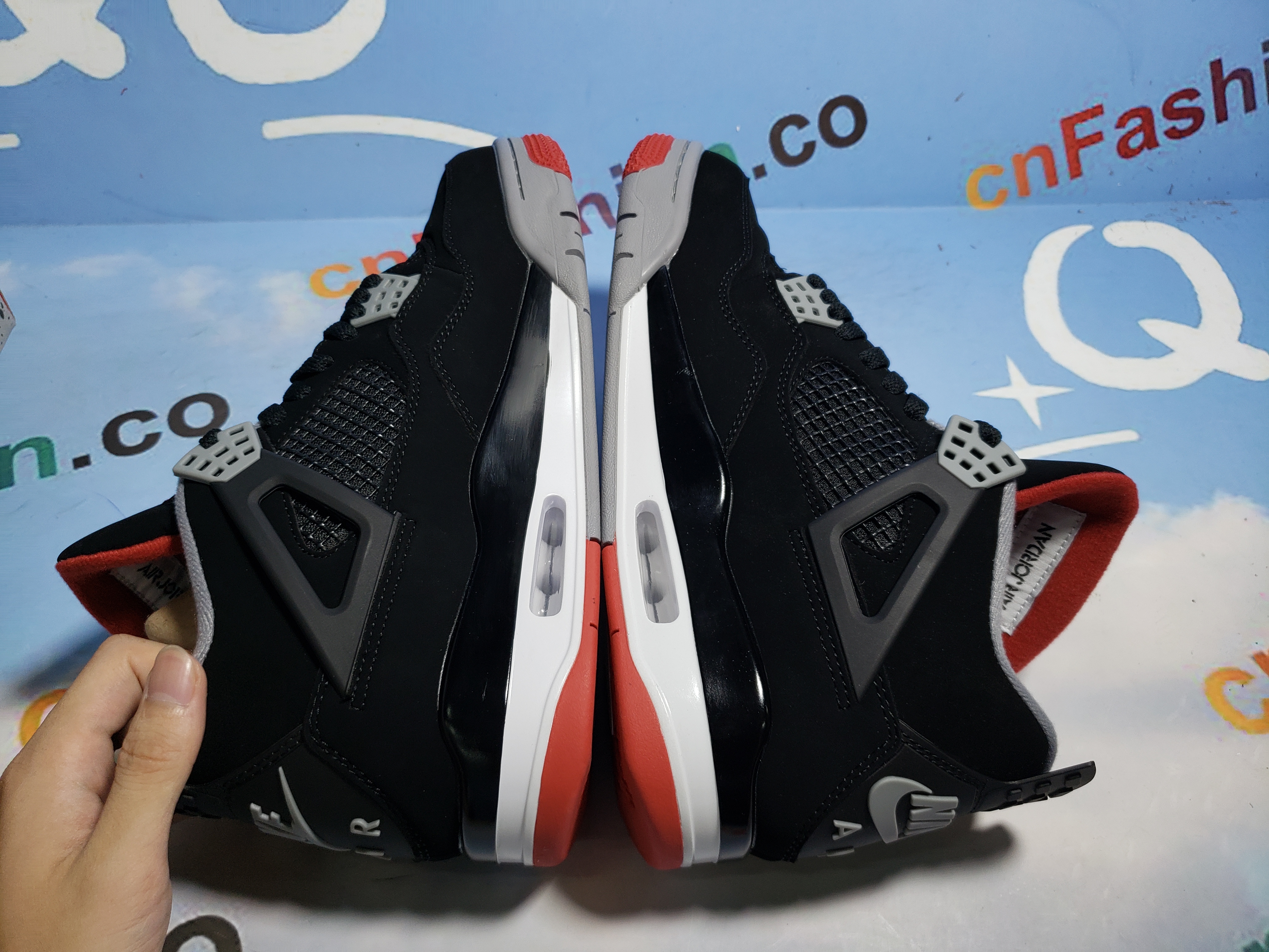 OG Jordan 4 Retro Bred (2019),308497-060