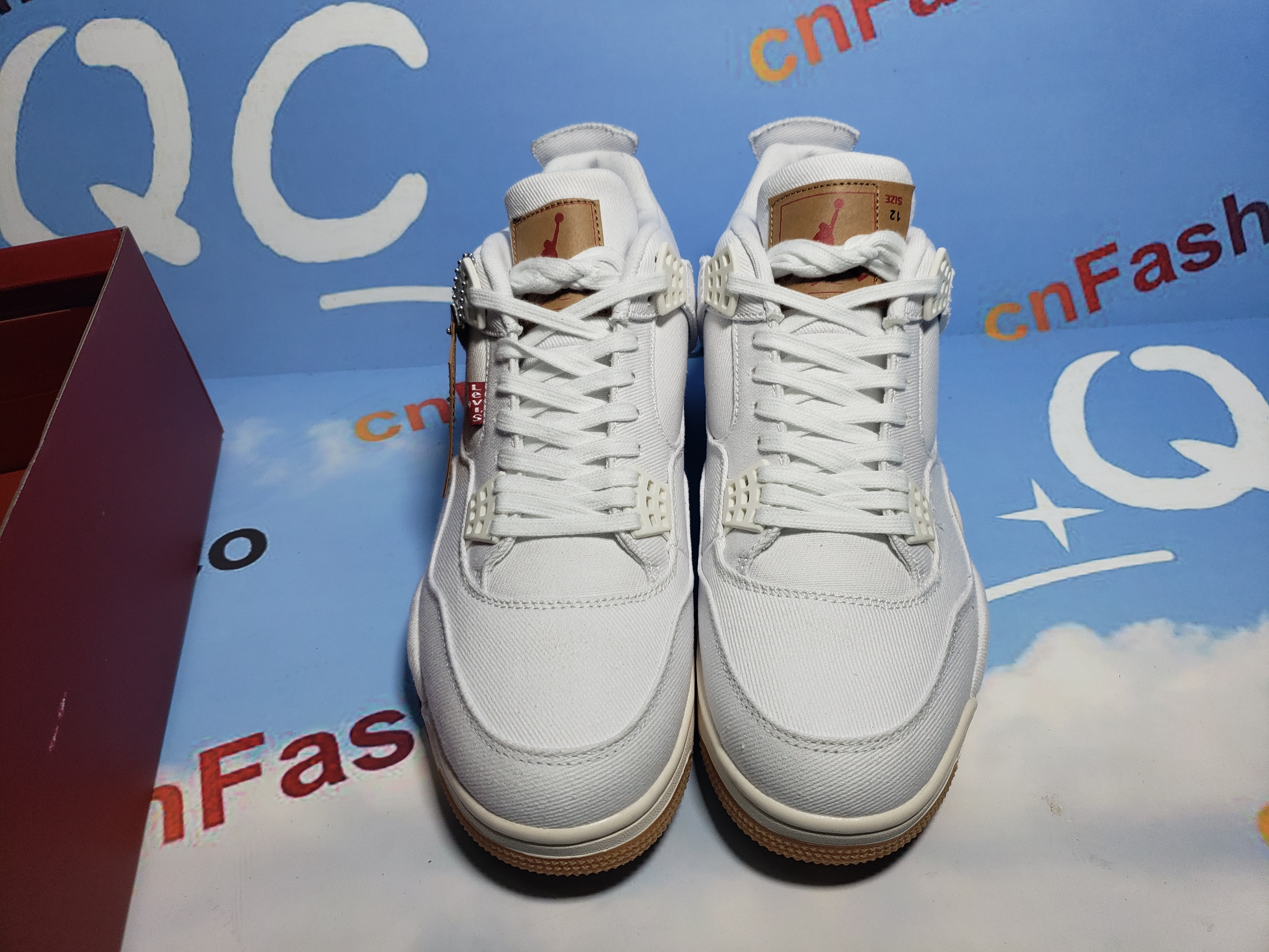 OG Jordan 4 Retro Levi's White (Levi's Tag)