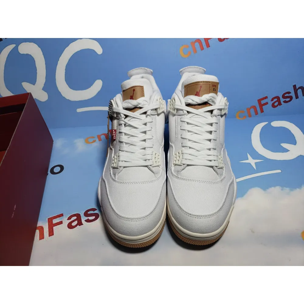 OG Jordan 4 Retro Levi's White (Levi's Tag)