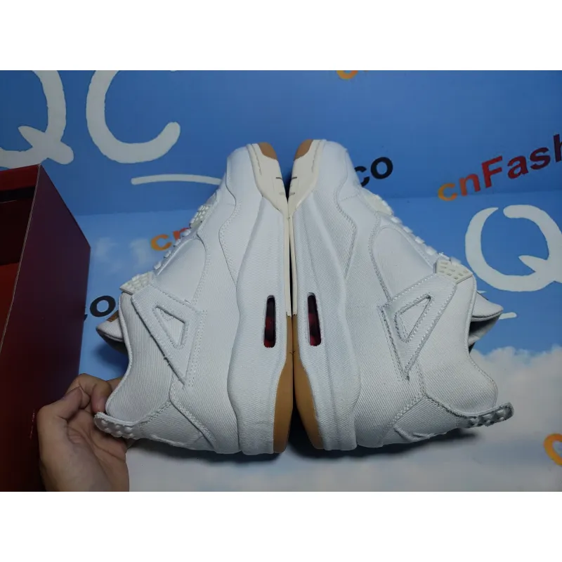 OG Jordan 4 Retro Levi's White (Levi's Tag)