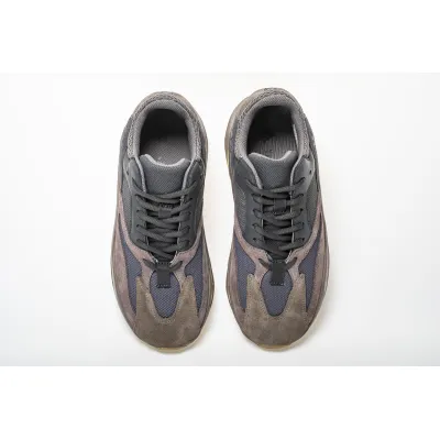 OG Yeezy 700 Mauve 02