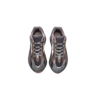 OG Yeezy Boost 700 V2 Geode 02