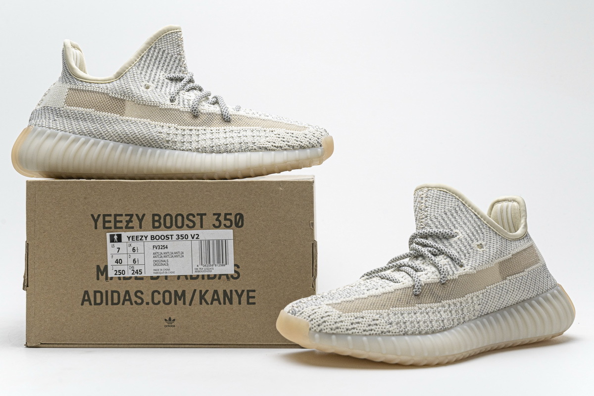 OG Yeezy Boost 350 V2 Lundmark (Reflective)