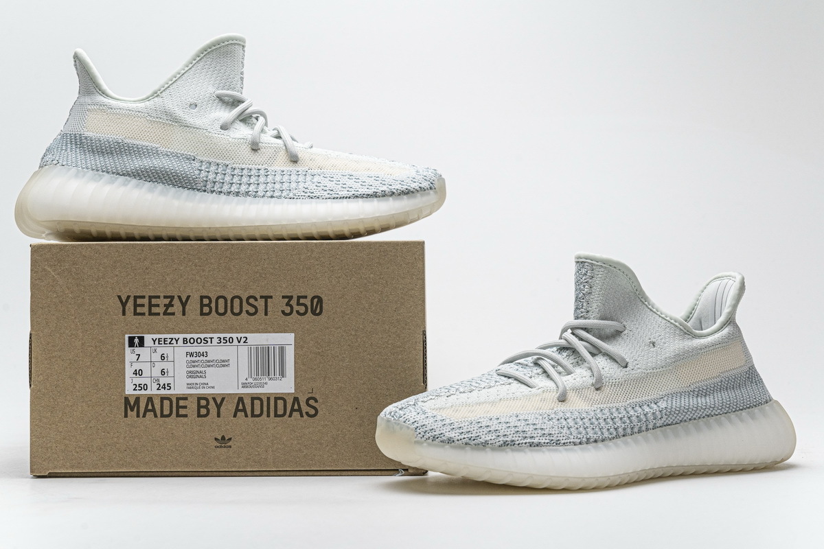 OG Yeezy Boost 350 V2 Cloud White (Non-Reflective)