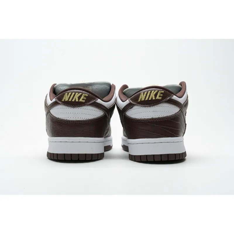 PK GOD SB Dunk Low Supreme Brown Stars