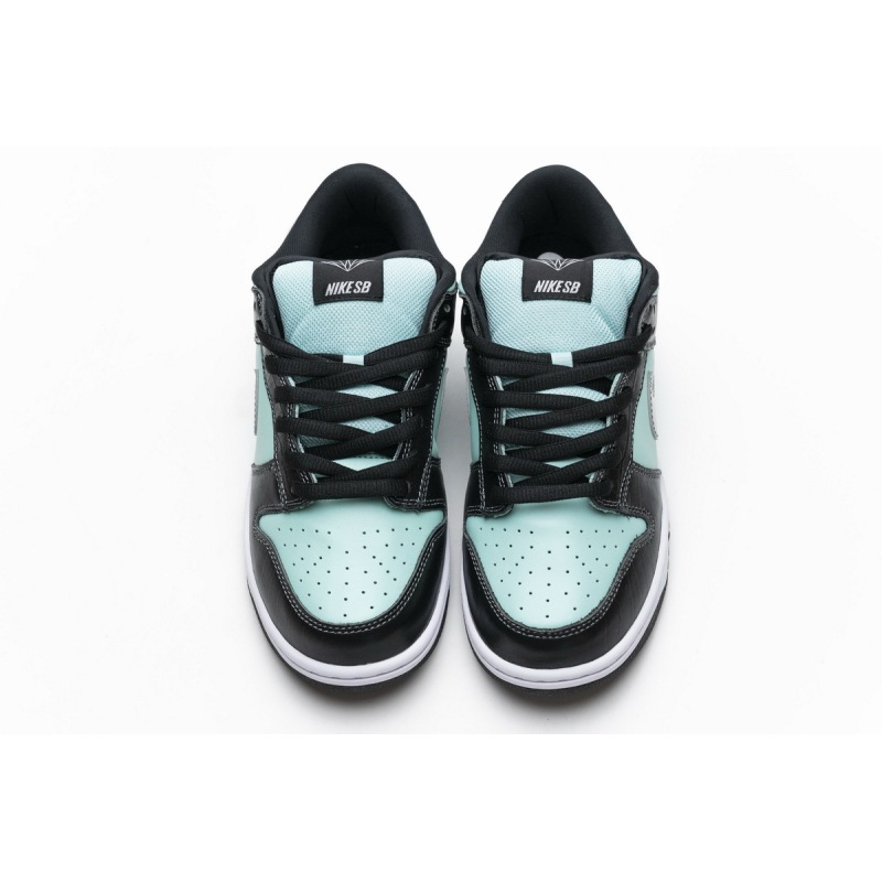 OG Dunk SB Low Diamond Supply
