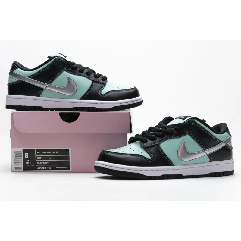 OG Dunk SB Low Diamond Supply