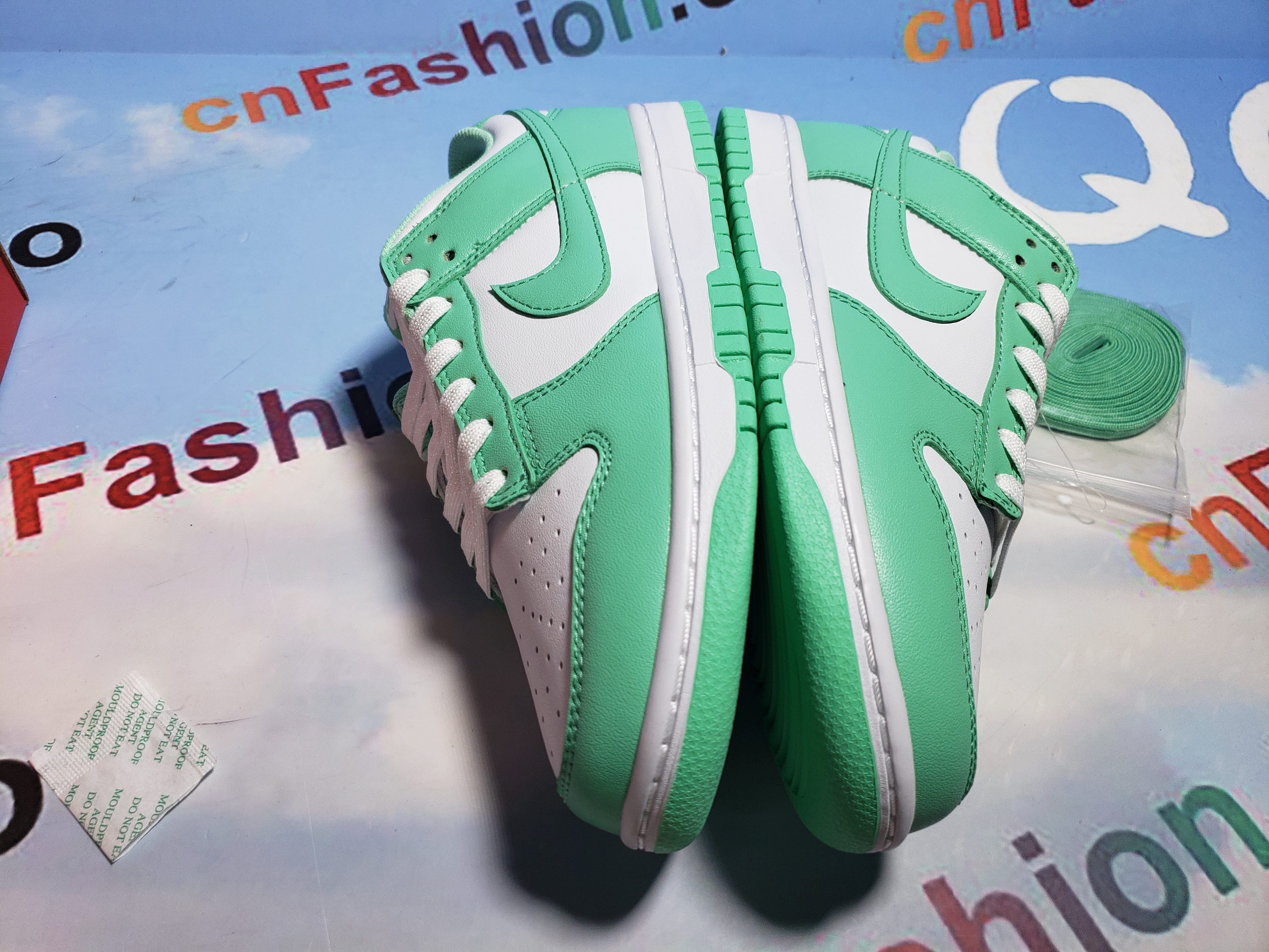 PKGoden Dunk Low Green Glow (W)DD1503-105
