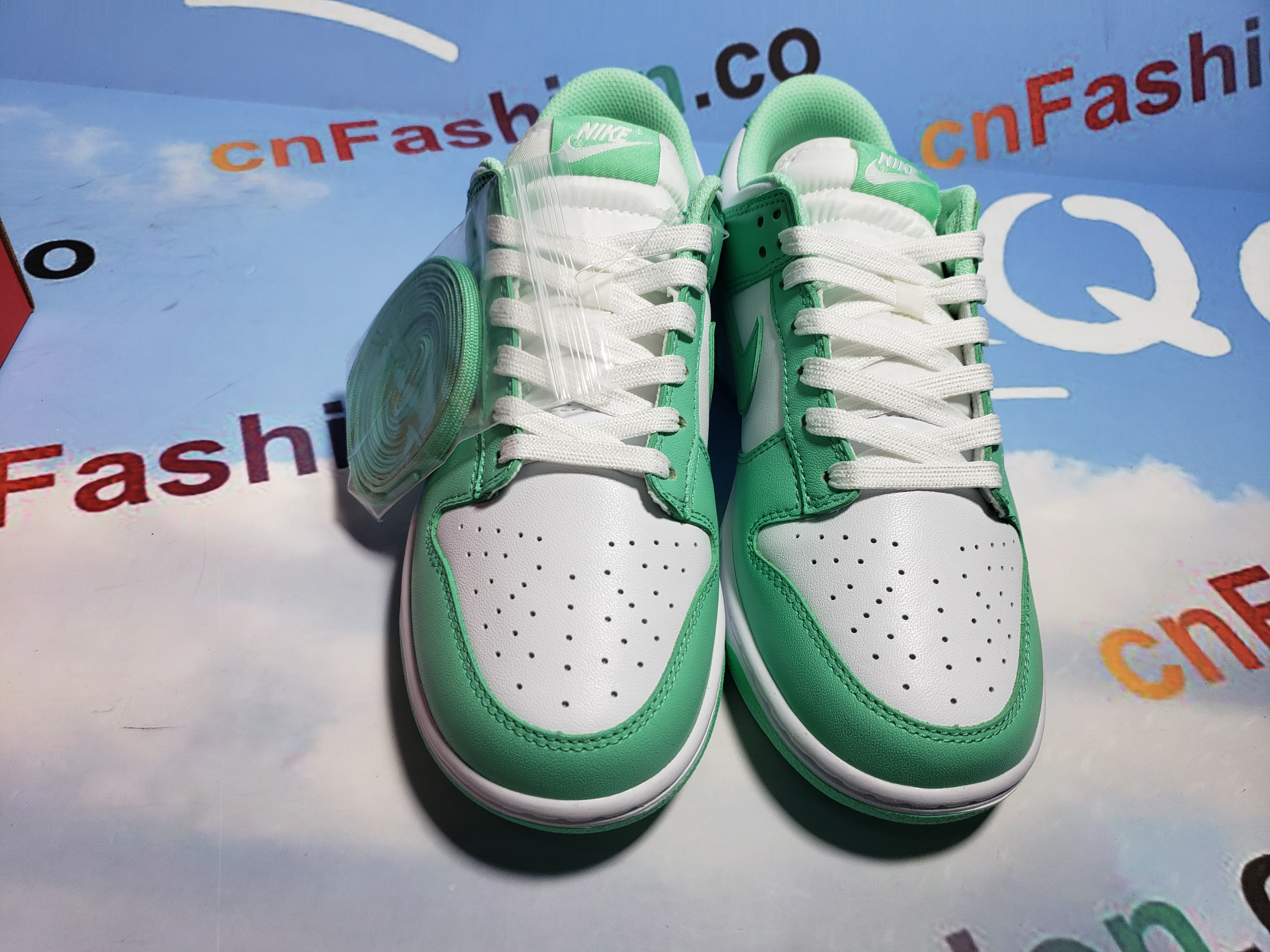 PKGoden Dunk Low Green Glow (W)DD1503-105