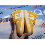 OG Dunk Low Laser Orange (W)