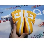 OG Dunk Low Laser Orange (W)