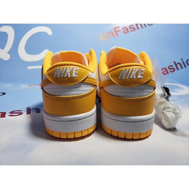 OG Dunk Low Laser Orange (W)
