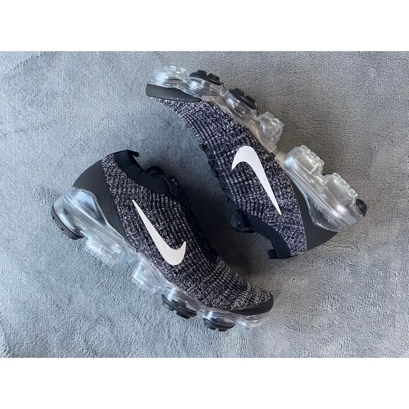 OG Air VaporMax Flyknit 3 Oreo