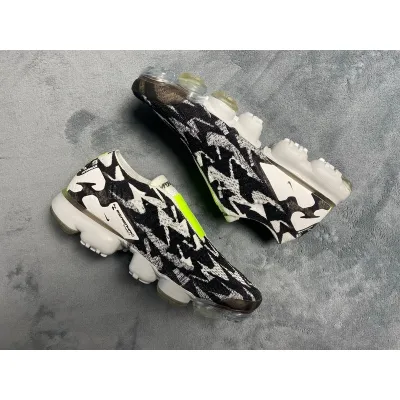 OG Air VaporMax Moc 2 Acronym Light Bone 02