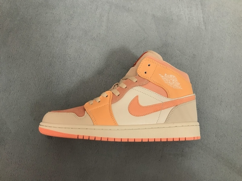 OG Jordan 1 Mid Apricot Orange (W)