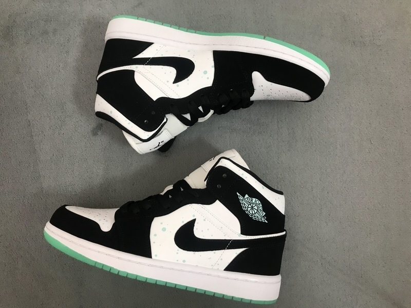 OG Jordan 1 Mid White Black Teal Tint (GS)