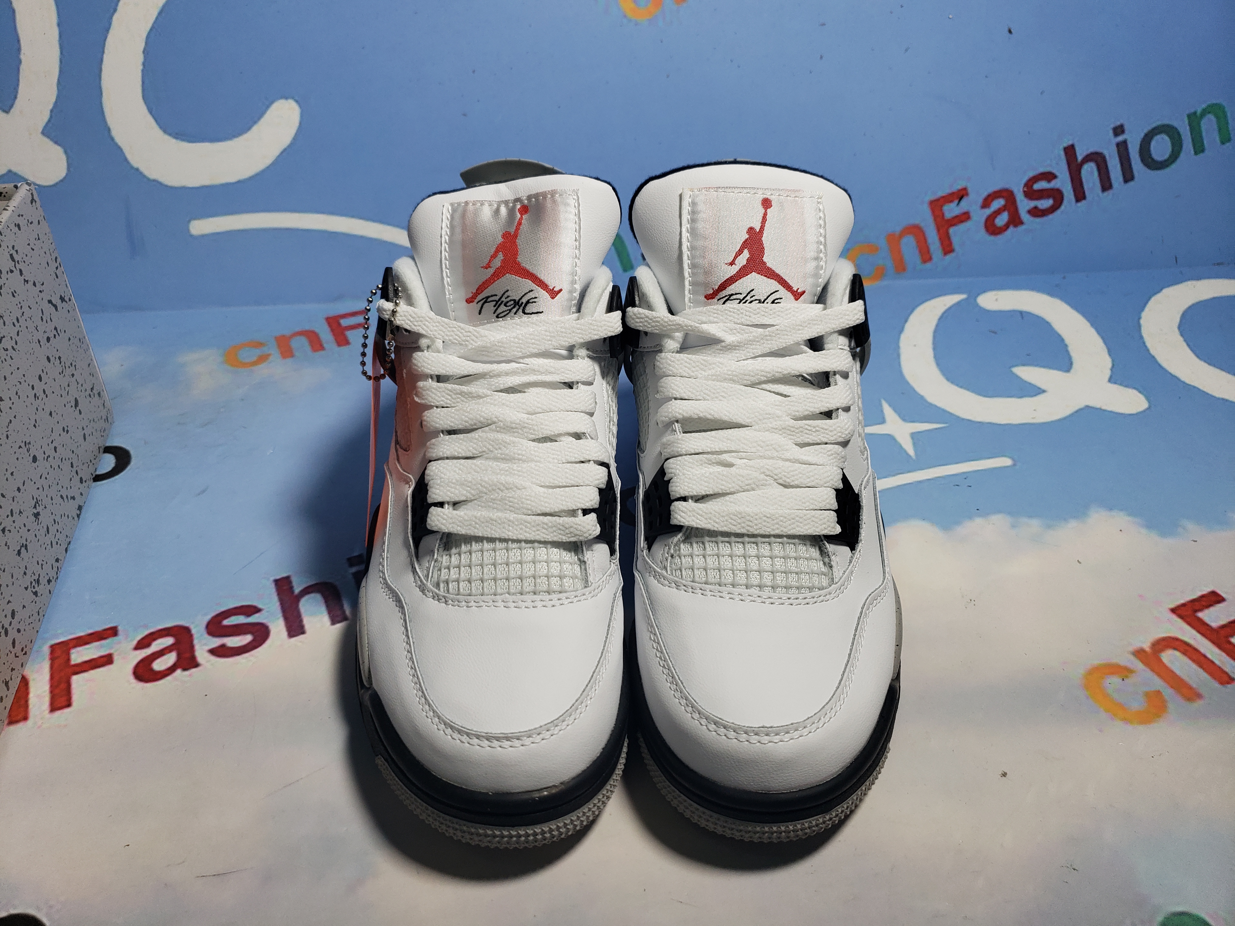 OG Jordan 4 Retro White Cement (2016)  840606-192
