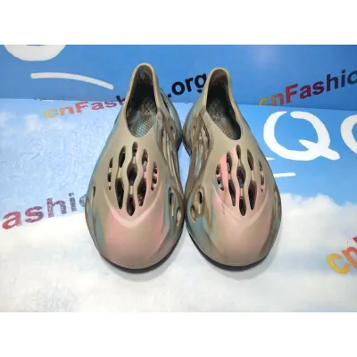 OG Yeezy Foam RNNR MX Sand Grey,GY3969 02