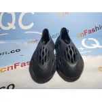OG Yeezy Foam RNNR Onyx,HP8739