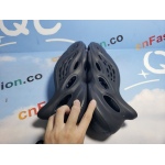 OG Yeezy Foam RNNR Onyx,HP8739