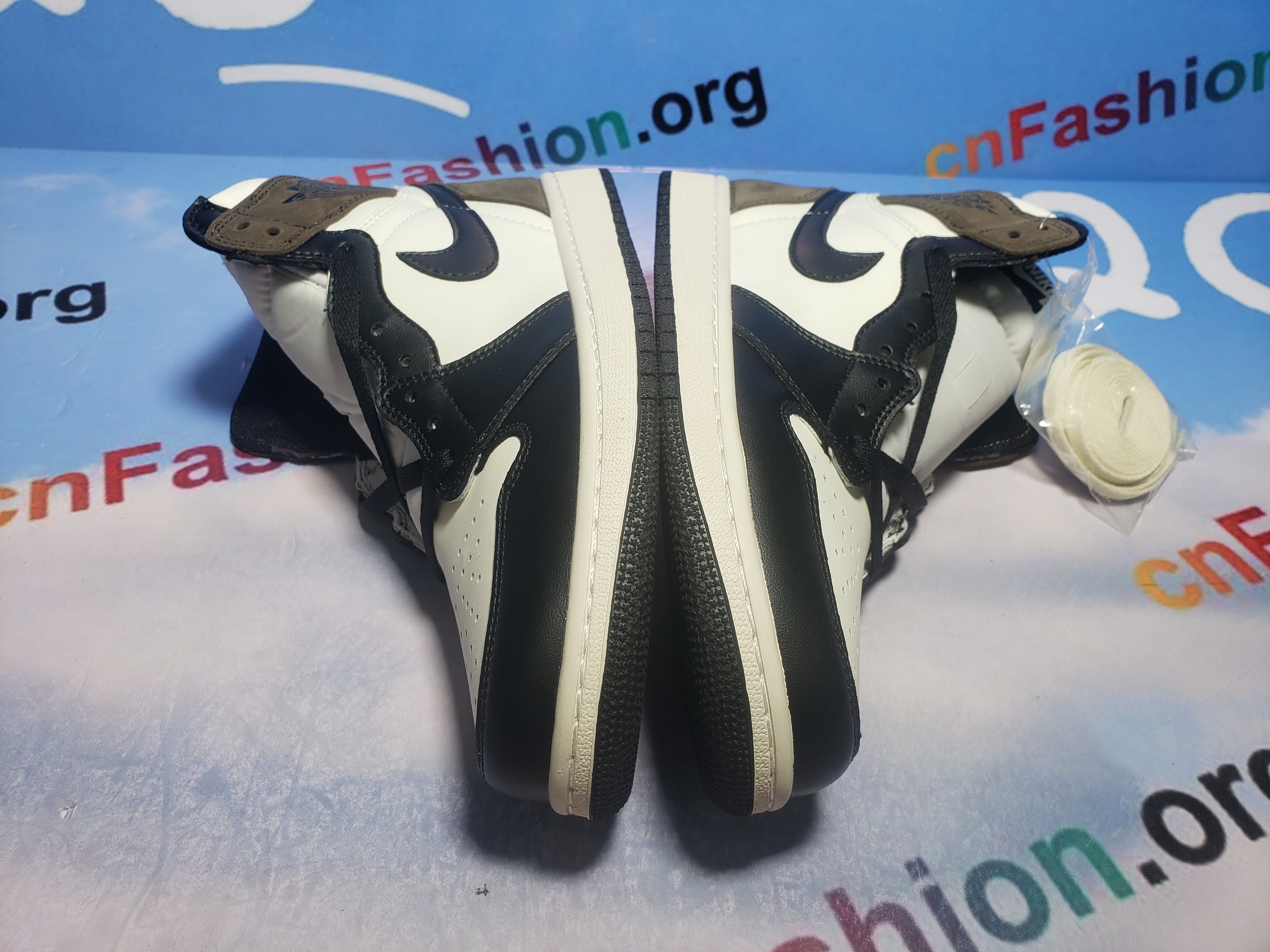 BMLIN Jordan 1 Retro High Dark Mocha ,555088-105