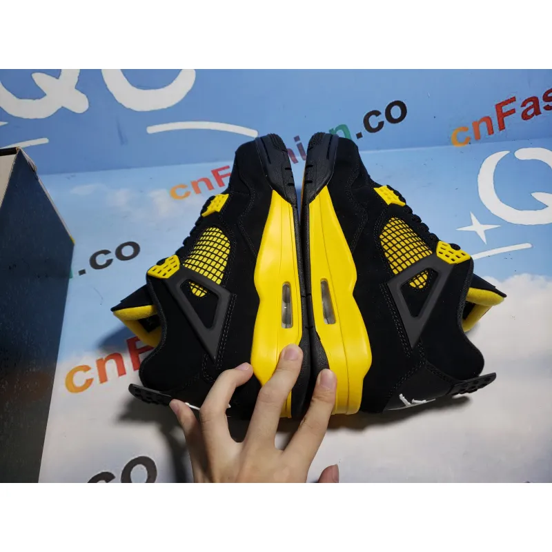 PKGoden Jordan 4 Retro Thunder DH6927-017