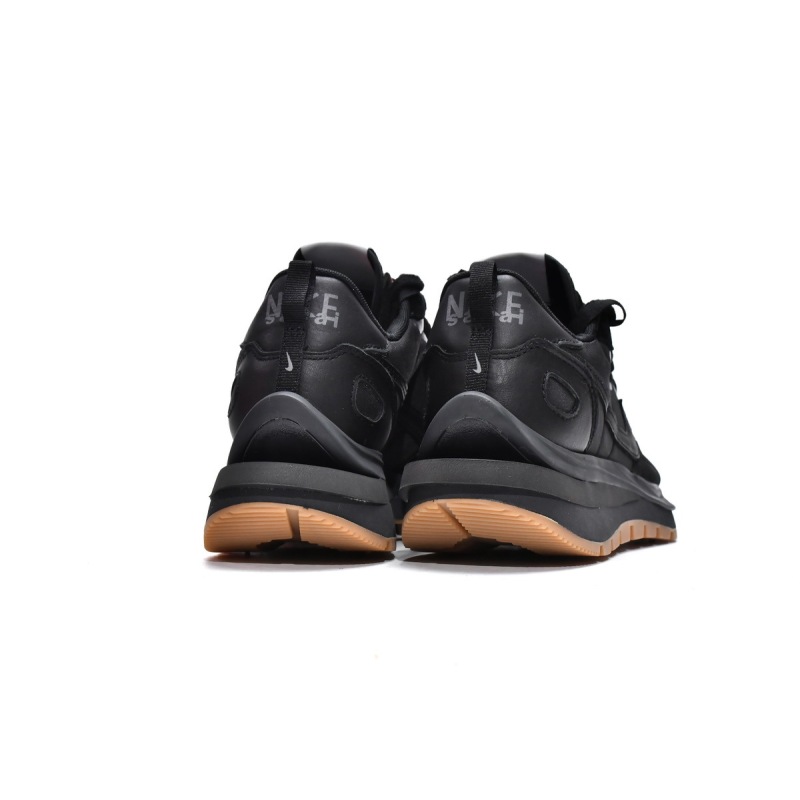 PKGoden Vaporwaffle sacai Black Gum DD1875-001