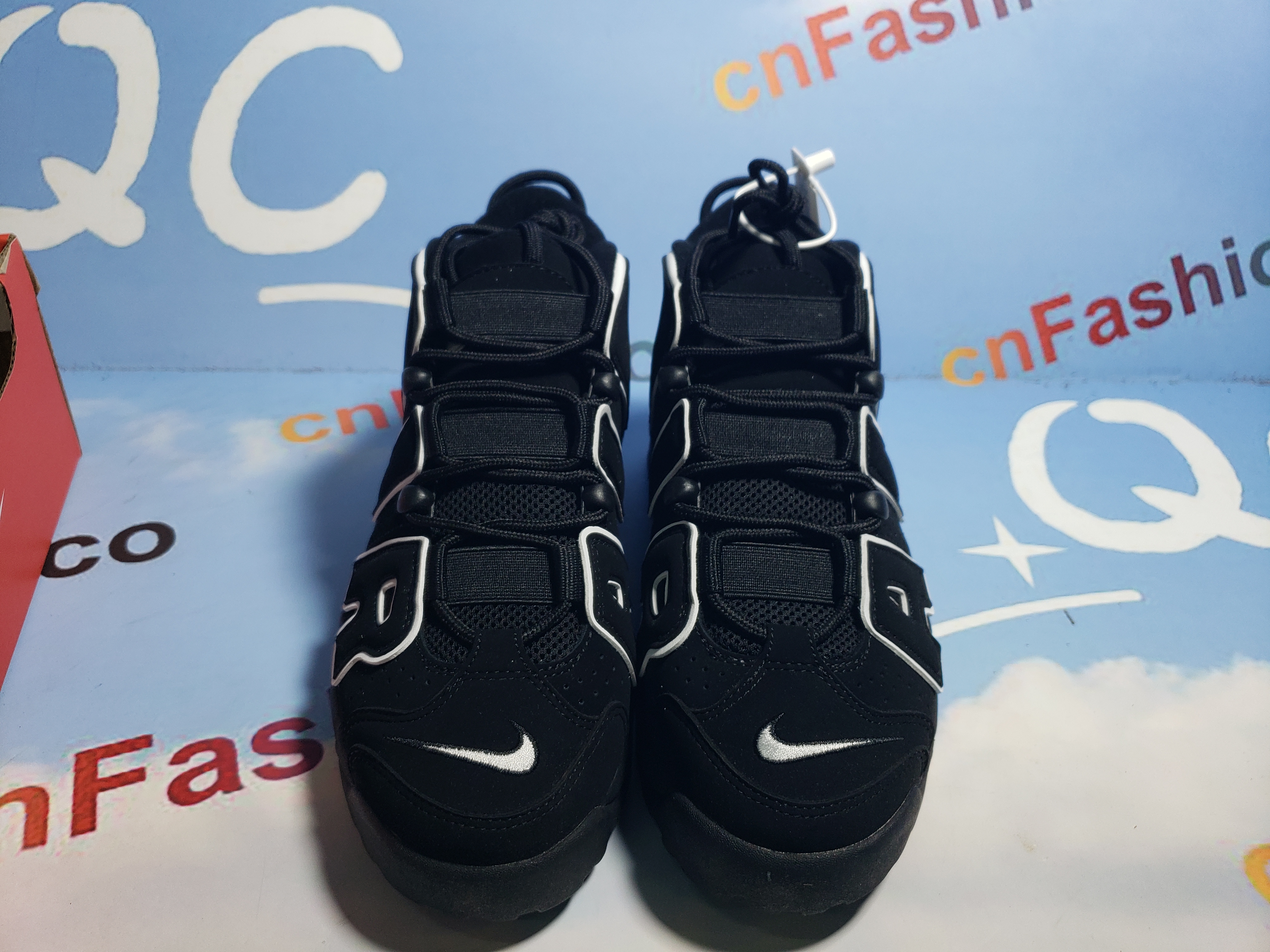 OG Air More Uptempo Black White,414962-002