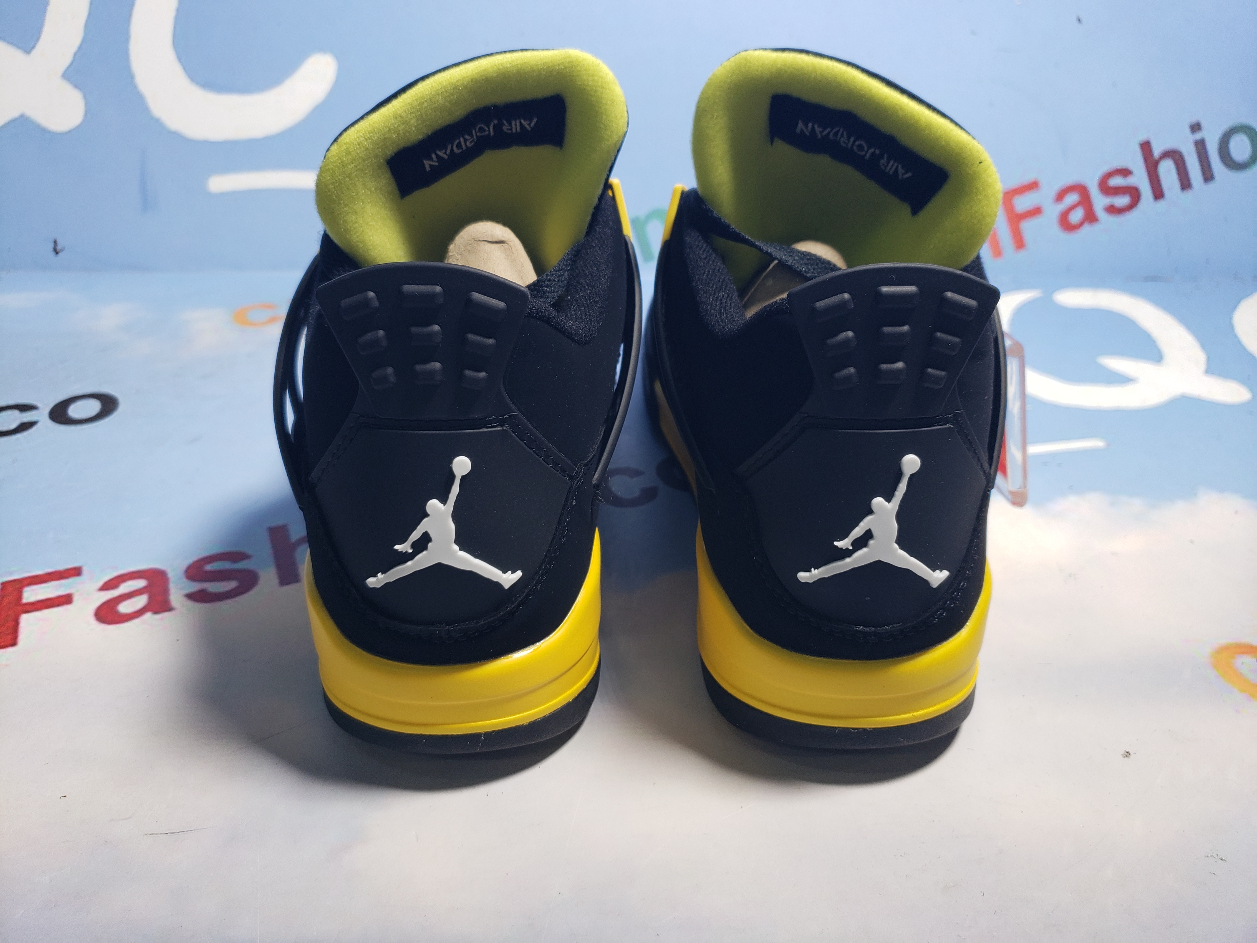 OG Jordan 4 Retro Thunder,DH6927-017