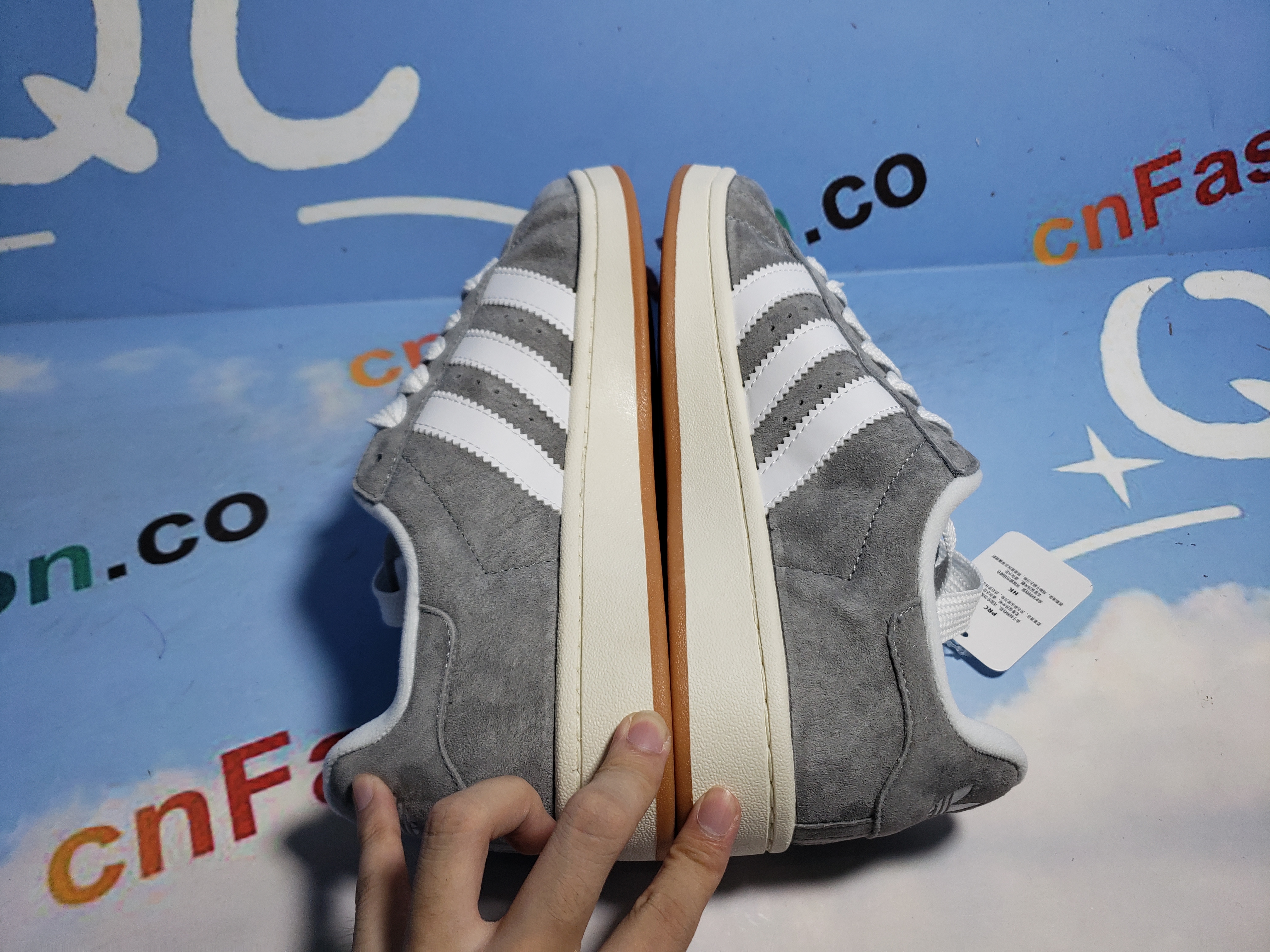 OG ad Campus 00s Grey White, HQ8707