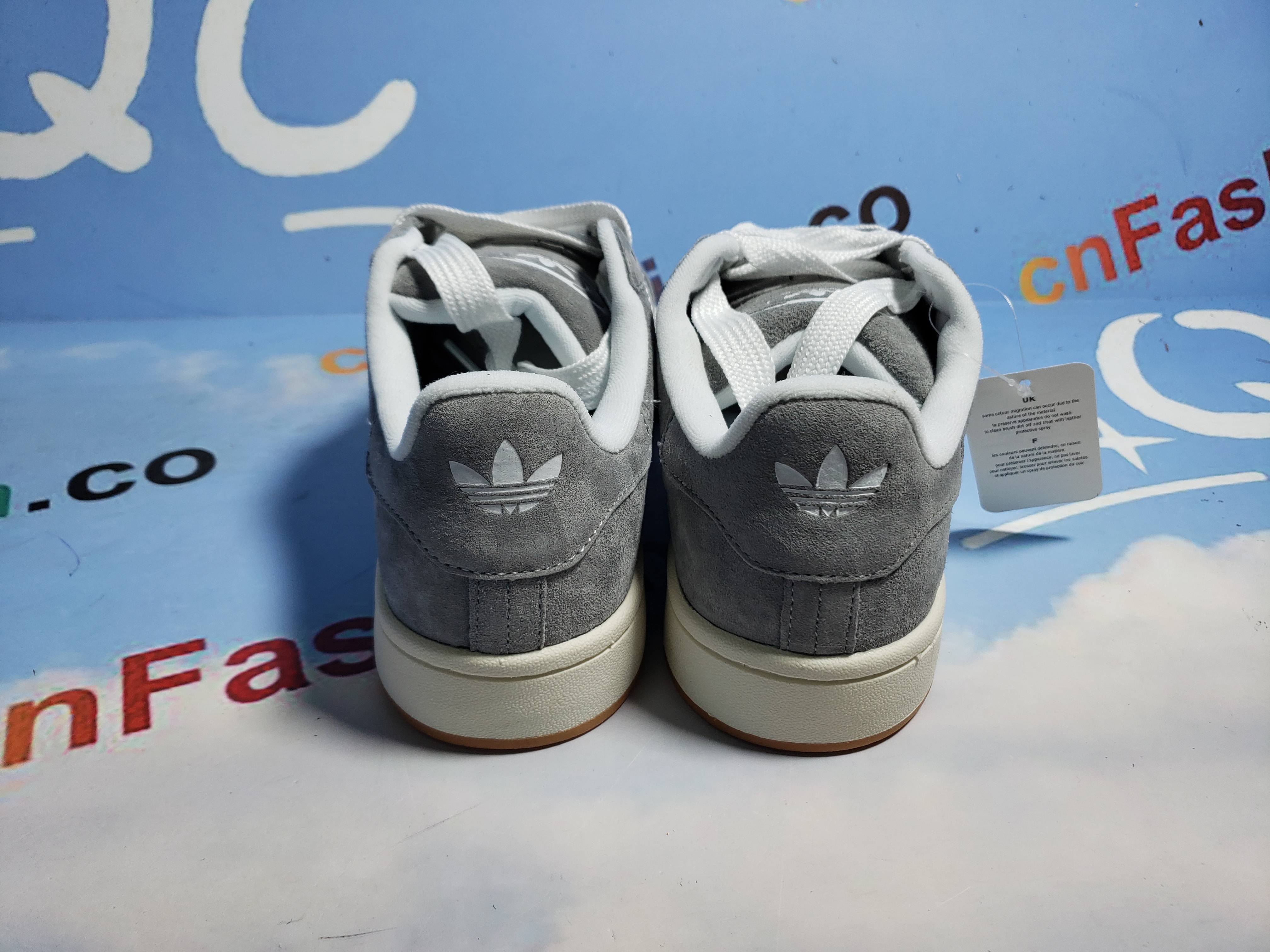 OG ad Campus 00s Grey White, HQ8707