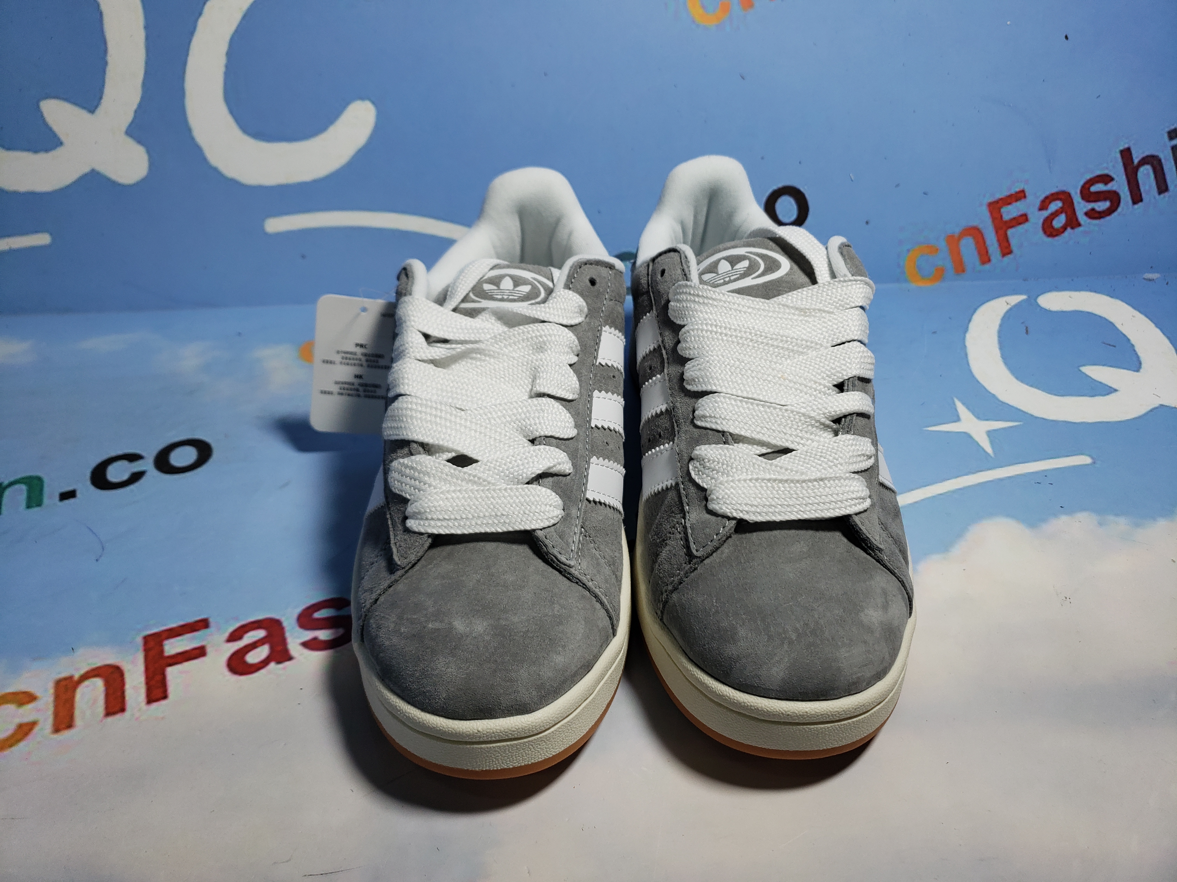 OG ad Campus 00s Grey White, HQ8707