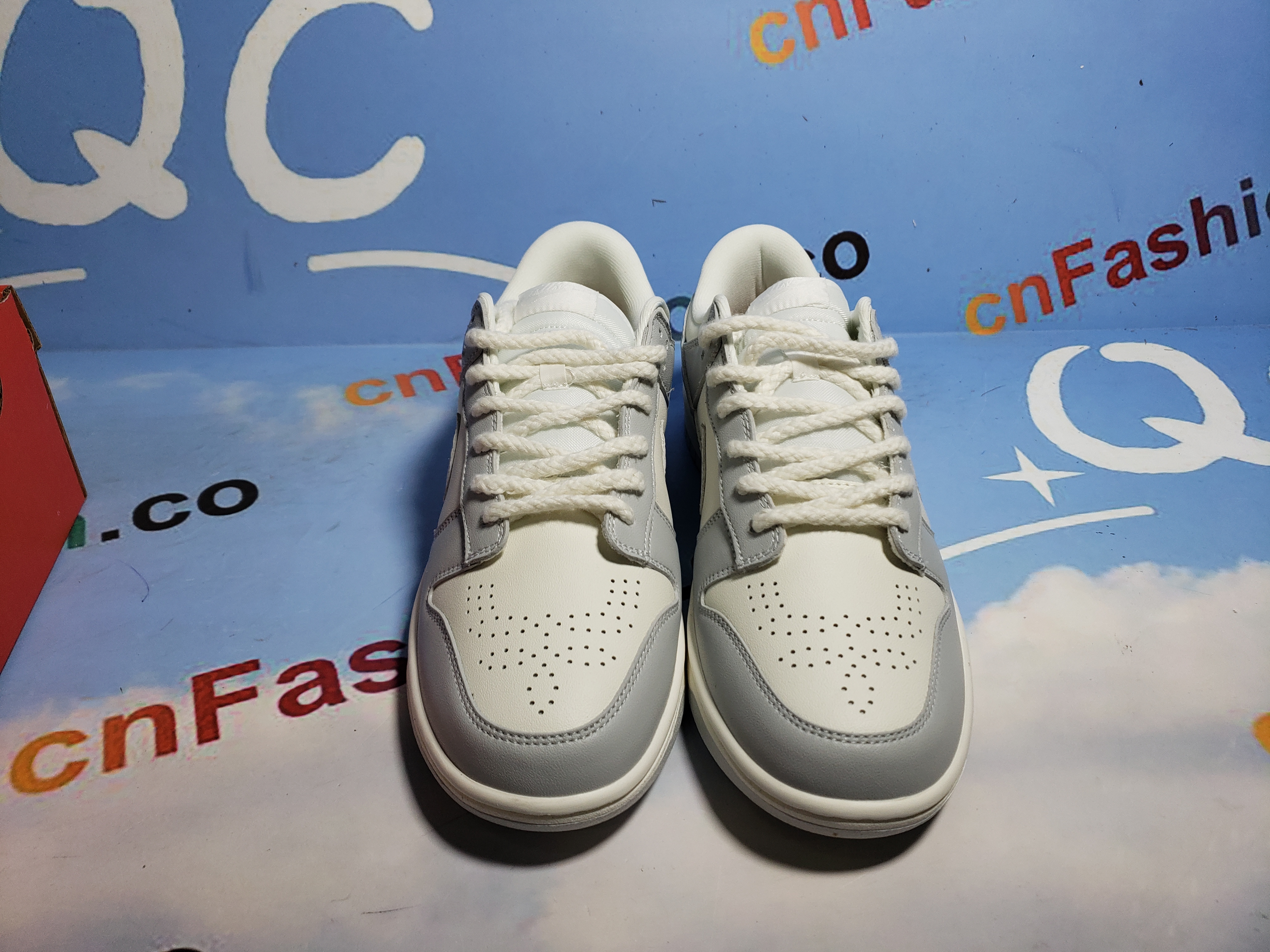 PKGoden Dunk Low Needlework Sail Aura (Women's)， FJ4553-133