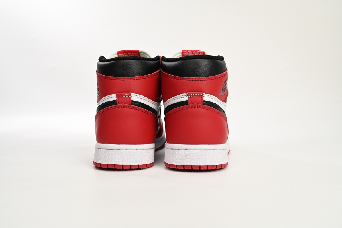 🔥Buy One Get One for $19🔥 Jordan 1 Retro Chicago,555088-101