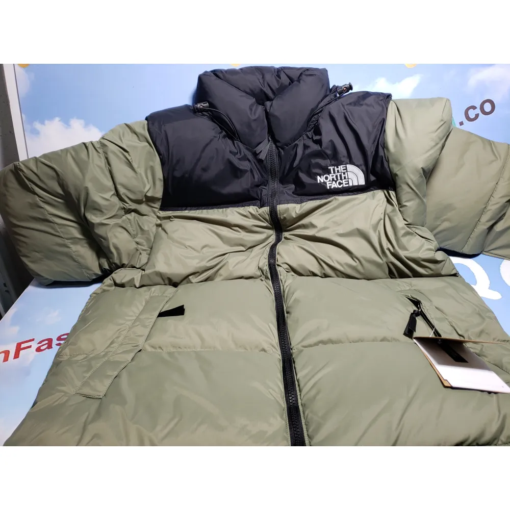 Limited time discount of $10 - The North Face Mosaic Green