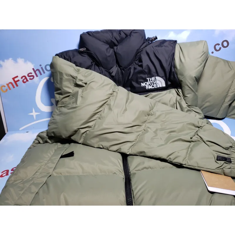 Limited time discount of $10 - The North Face Mosaic Green