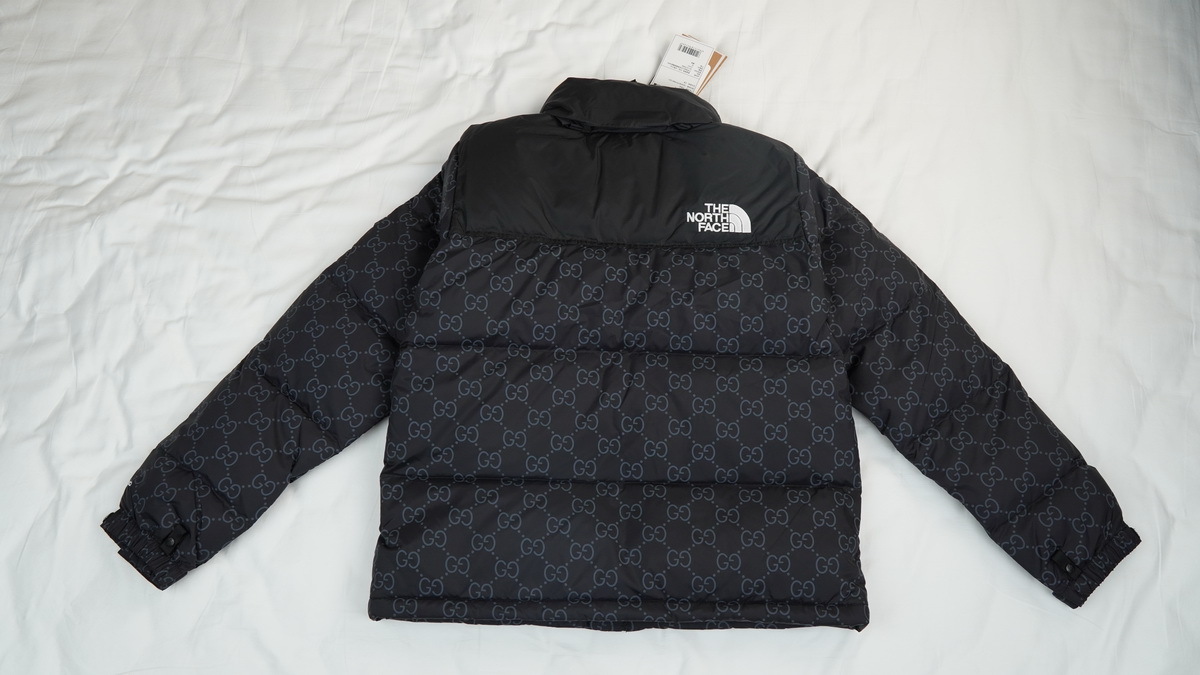 Limited time discount of $10 - The North Face Splicing White And Black Zebra