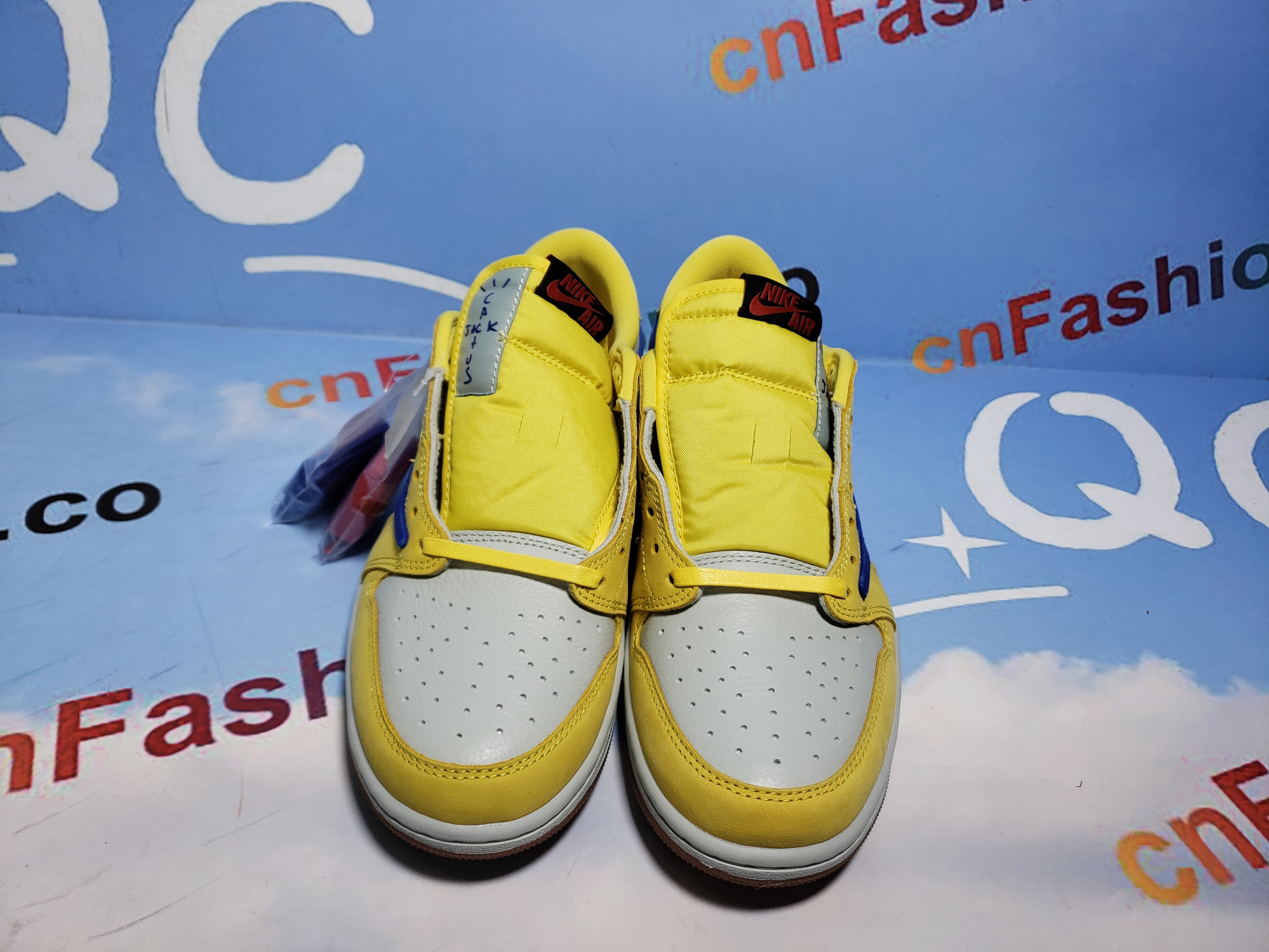 PKGoden Jordan 1 Retro Low OG SP Travis Scott Canary, DZ4137-700