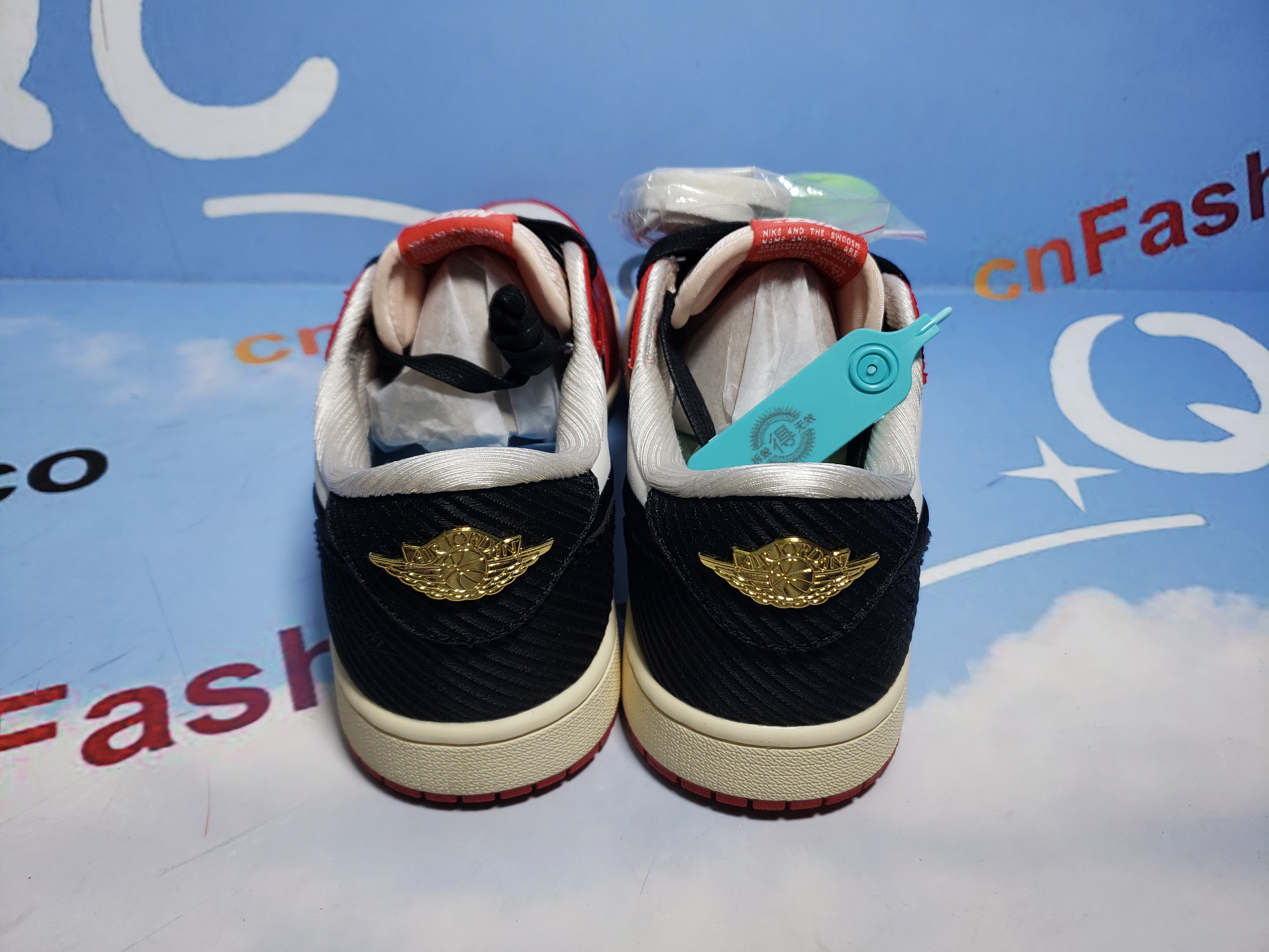 OG Jordan 1 Retro Low OG Trophy Room Away,FN0432-100