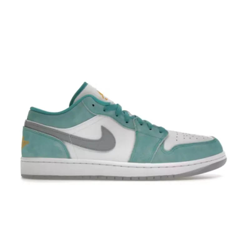 OG Jordan 1 Low SE New Emerald DN3705-301