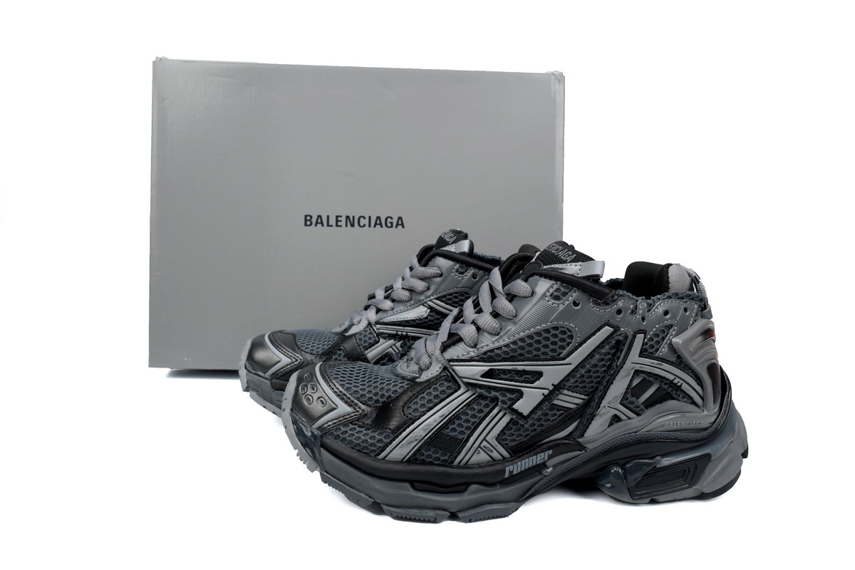 PKGoden Balenciaga 7th Runner All Black Gray 677402 W3RB2 1515